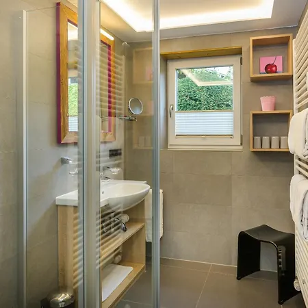 Alpencharme * גרמיש-פרטנקירכן